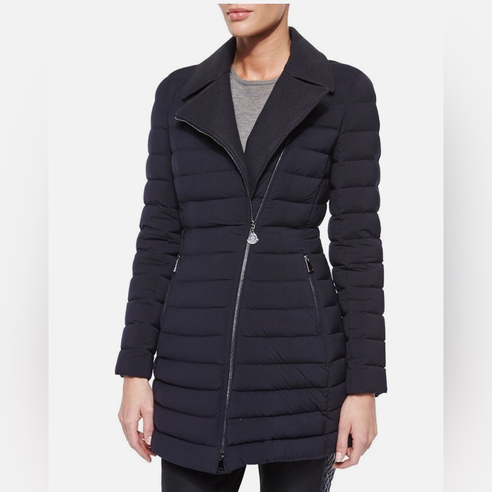 Moncler Noues Matte Quilted Asymmetric Puffer Jacket
